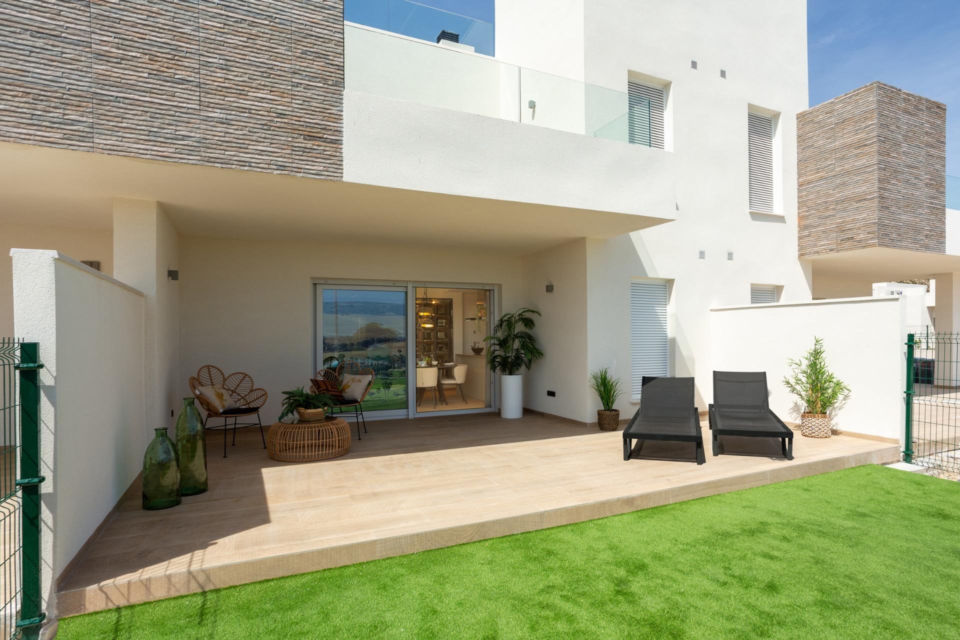 For sale - 2 Bedroom 2 Bathroom Bungalow in Algorfa - La Finca Golf  - Alicante