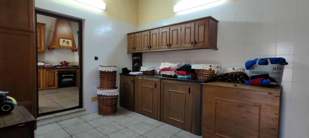 For sale - 4 Bedroom 3 Bathroom Finca in Bigastro - , ORIHUELA, Alicante, Spain - Alicante