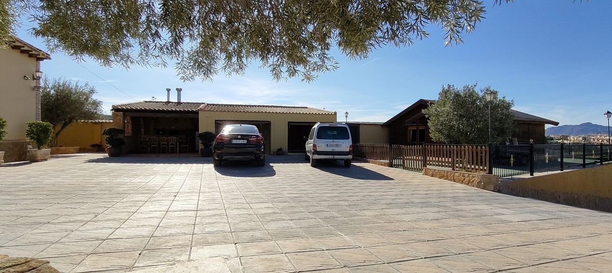 For sale - 4 Bedroom 3 Bathroom Finca in Bigastro - , ORIHUELA, Alicante, Spain - Alicante