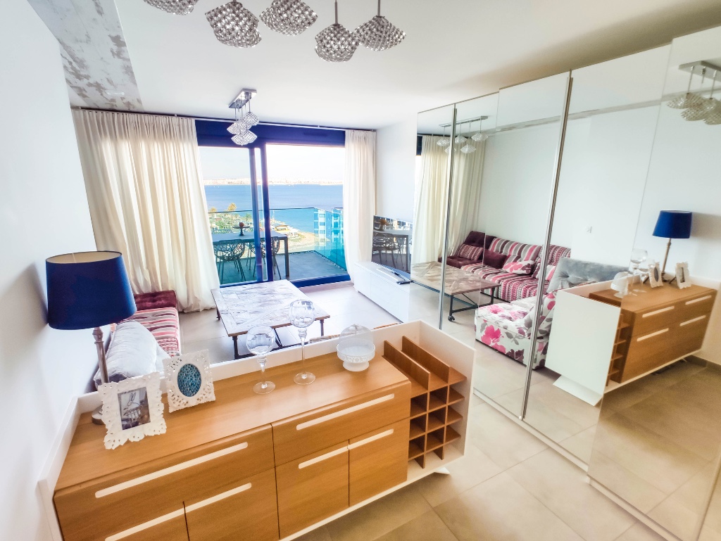 For sale - 2 Bedroom 2 Bathroom Apartamento in Punta Prima - Punta Prima  - Alicante
