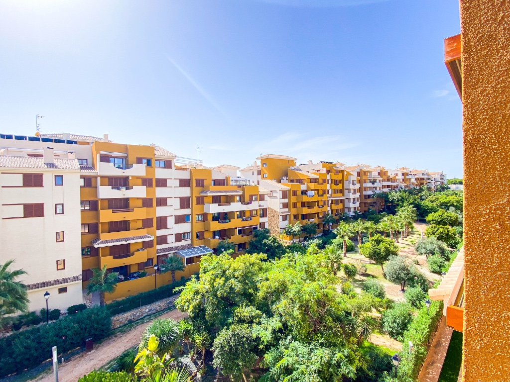 For sale - 2 Bedroom 1 Bathroom Apartamento in Punta Prima - Punta Prima  - Alicante