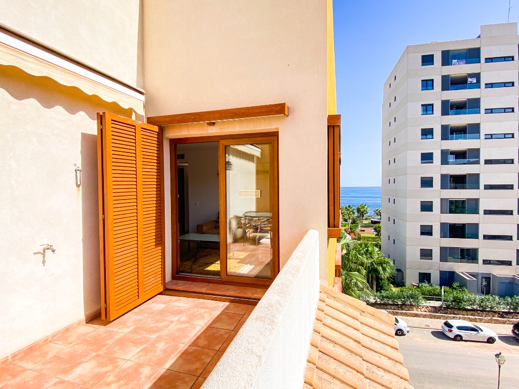 For sale - 2 Bedroom 1 Bathroom Apartamento in Punta Prima - Punta Prima  - Alicante