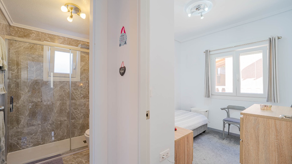 For sale - 2 Bedroom 1 Bathroom Villa in Los Altos - Los Altos  - Alicante