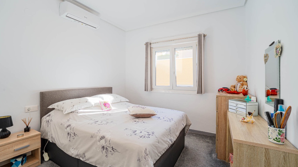 For sale - 2 Bedroom 1 Bathroom Villa in Los Altos - Los Altos  - Alicante