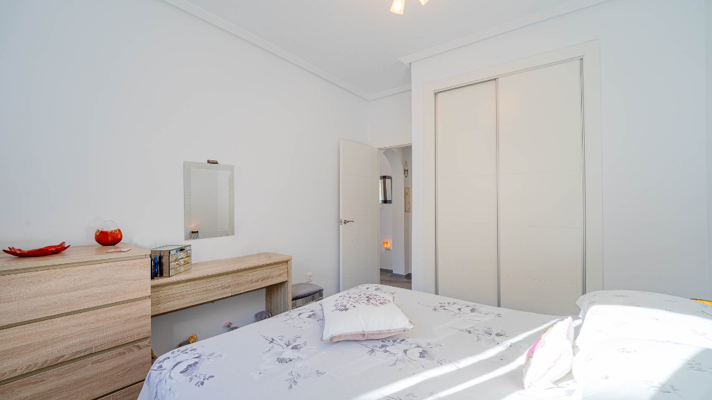 For sale - 2 Bedroom 1 Bathroom Villa in Los Altos - Los Altos  - Alicante