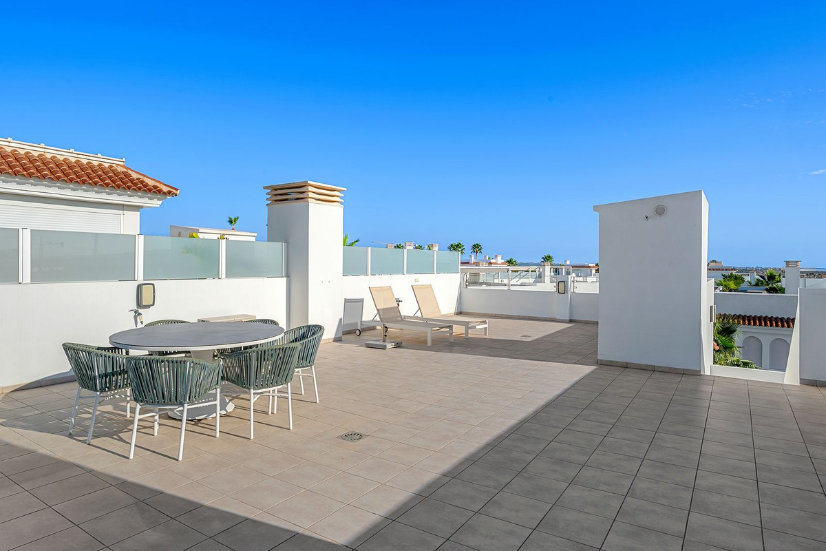 For sale - 2 Bedroom 2 Bathroom Apartment - Penthouse in Rojales - Ciudad Quesada  - Alicante