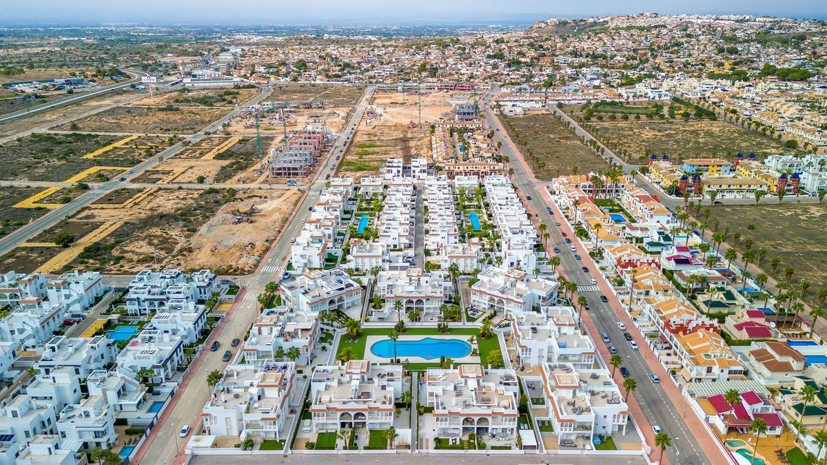 For sale - 2 Bedroom 2 Bathroom Apartment - Penthouse in Rojales - Ciudad Quesada  - Alicante