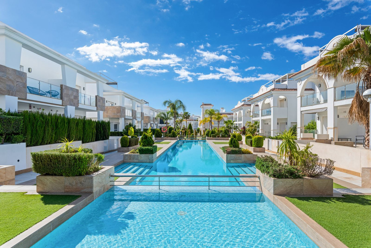 For sale - 2 Bedroom 2 Bathroom Apartment - Penthouse in Rojales - Ciudad Quesada  - Alicante