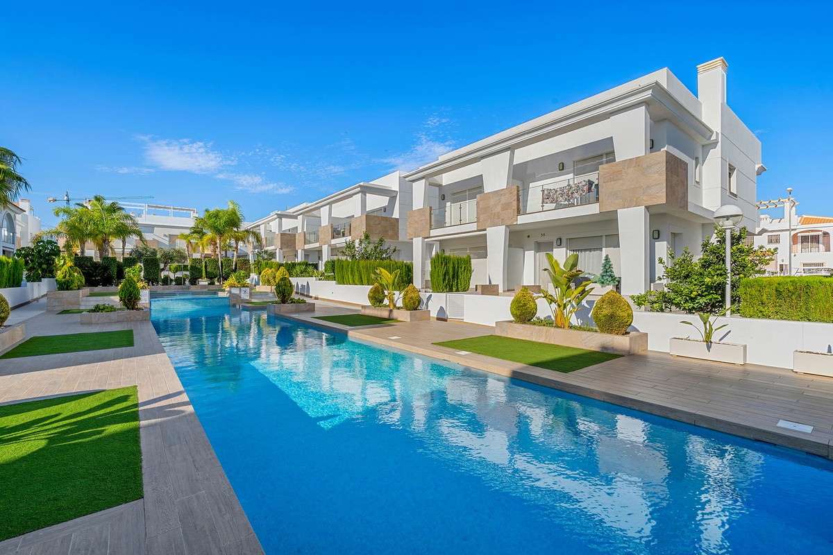 For sale - 2 Bedroom 2 Bathroom Apartment - Penthouse in Rojales - Ciudad Quesada  - Alicante