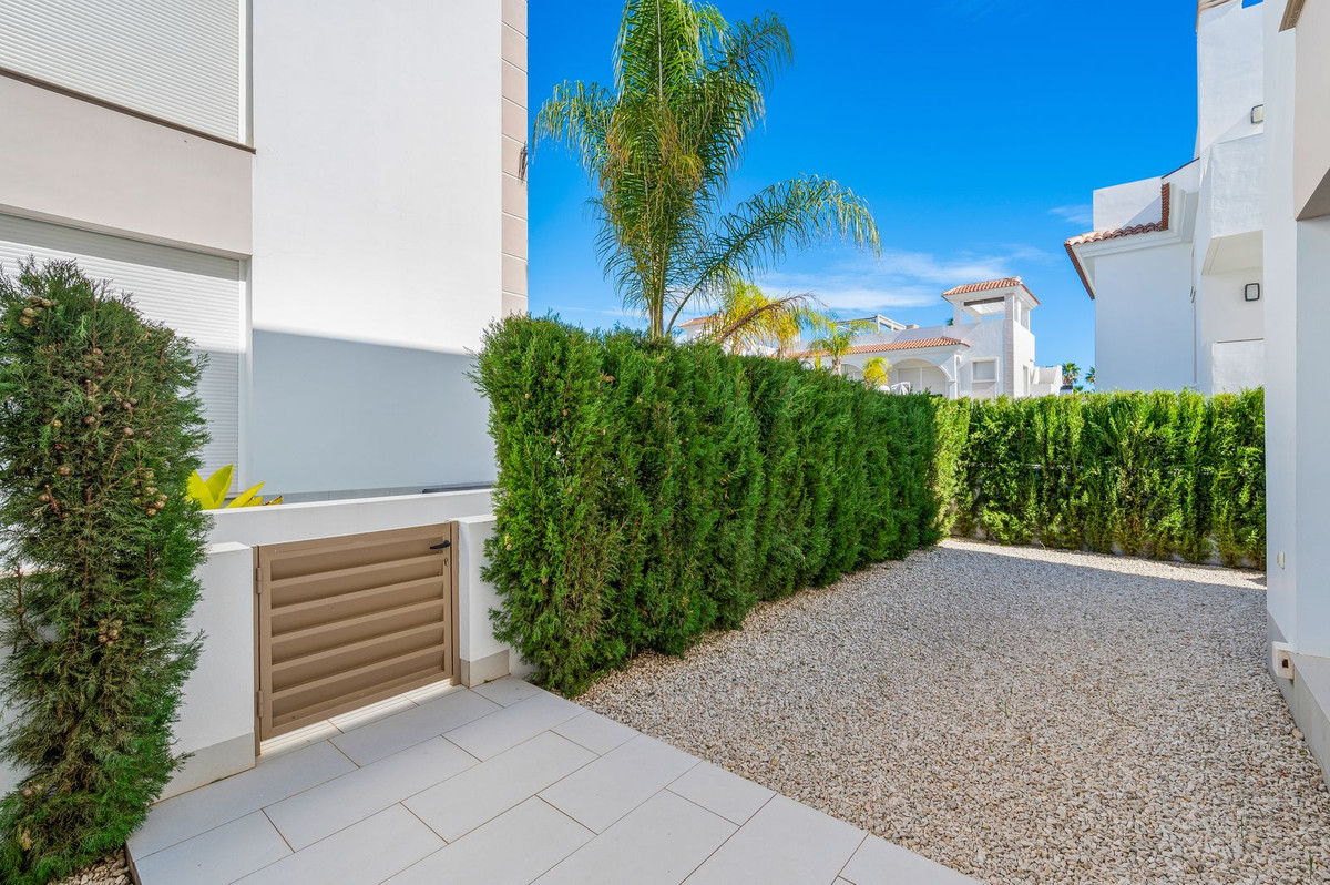 For sale - 2 Bedroom 2 Bathroom Ground Floor Apartment in Ciudad Quesada  - Ciudad Quesada  - Alicante