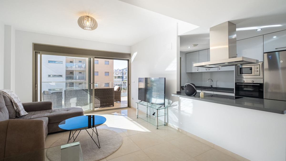 For sale - 2 Bedroom 2 Bathroom Apartment - Middle Floor Apartment in Orihuela - Villamartin  - Alicante