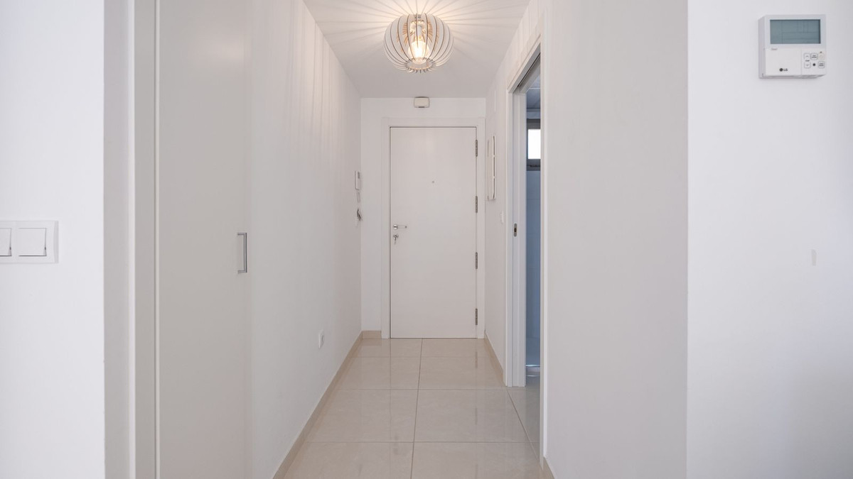 For sale - 2 Bedroom 2 Bathroom Apartment - Middle Floor Apartment in Orihuela - Villamartin  - Alicante