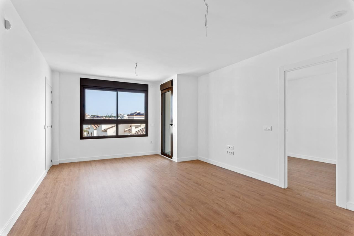 For sale - 2 Bedroom 2 Bathroom Apartment - Middle Floor Apartment in Orihuela - Villamartin  - Alicante