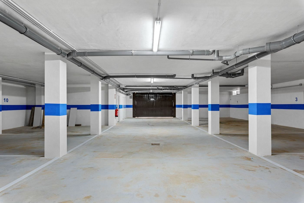 For sale - 2 Bedroom 2 Bathroom Apartment - Middle Floor Apartment in Orihuela - Villamartin  - Alicante