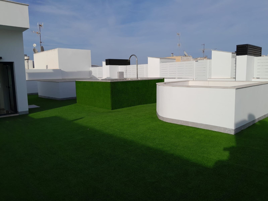 3 Bedroom 2 Bathroom Apartment - Middle Floor Apartment in Torrevieja