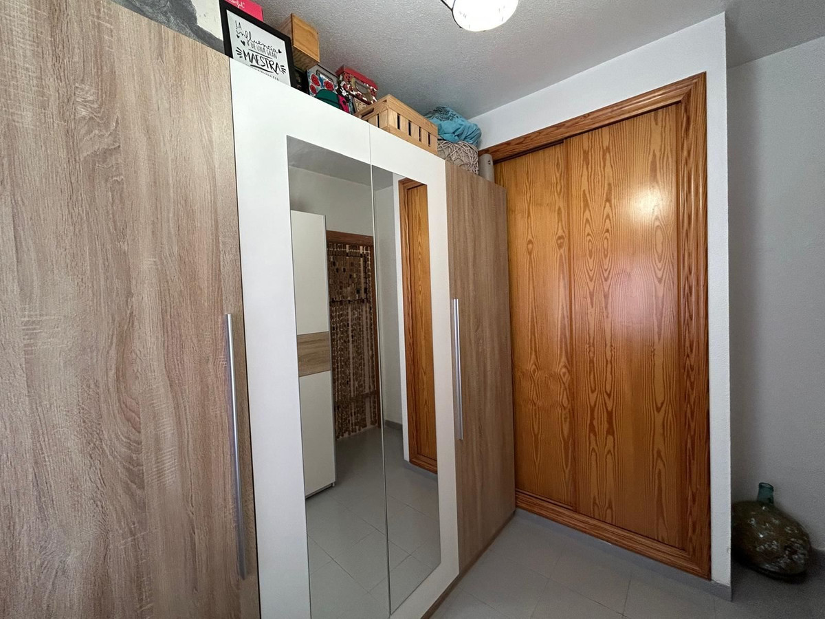 For sale - 3 Bedroom 2 Bathroom Apartment - Middle Floor Apartment in Orihuela - Playa Flamenca  - Alicante