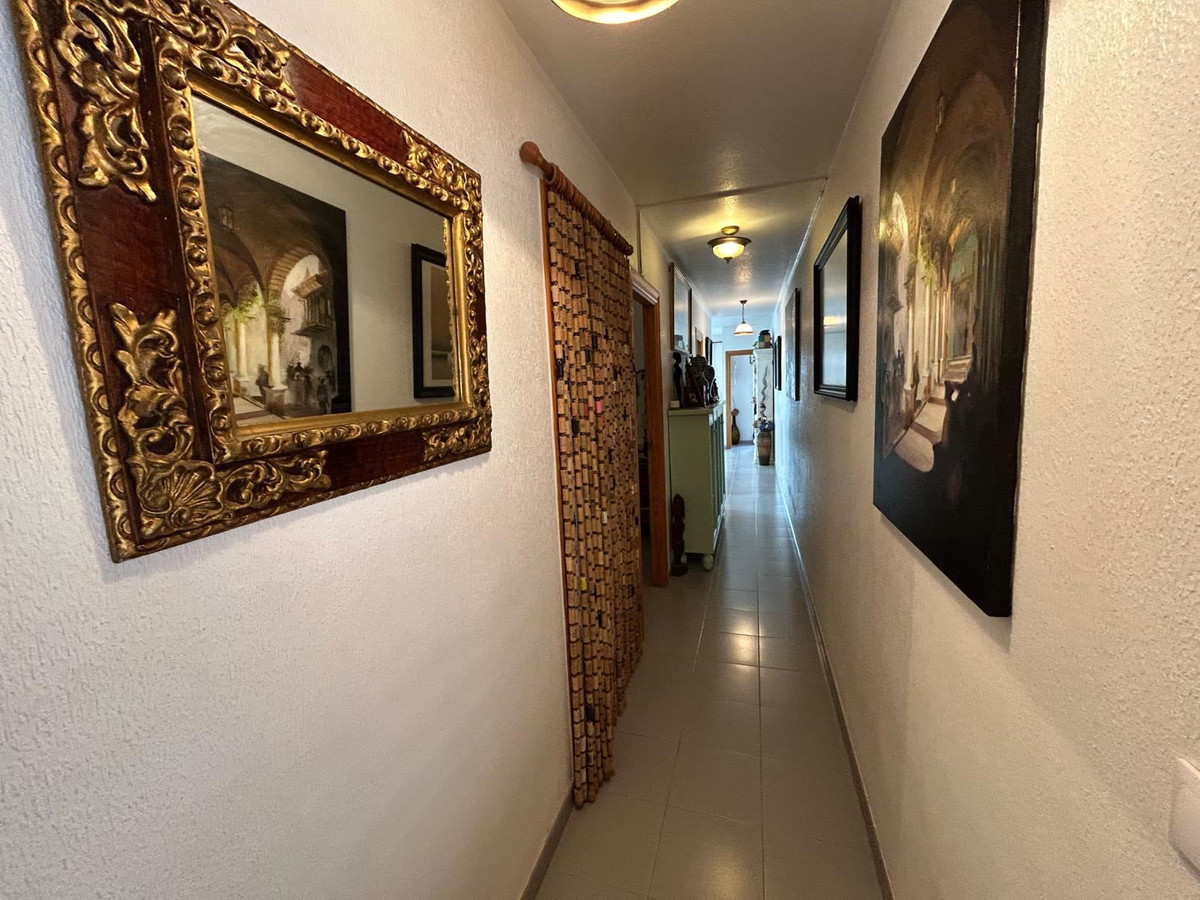 For sale - 3 Bedroom 2 Bathroom Apartment - Middle Floor Apartment in Orihuela - Playa Flamenca  - Alicante