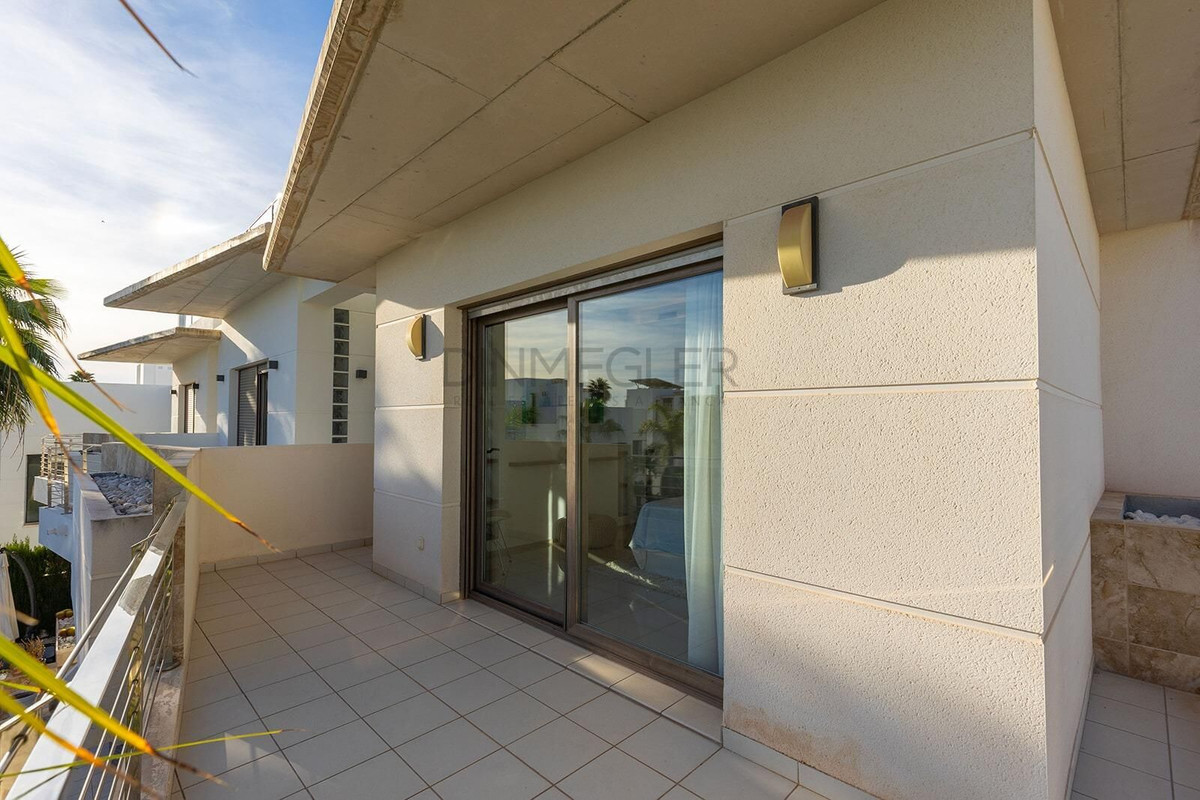 For sale - 3 Bedroom 3 Bathroom Apartment - Duplex in Rojales - Ciudad Quesada  - Alicante