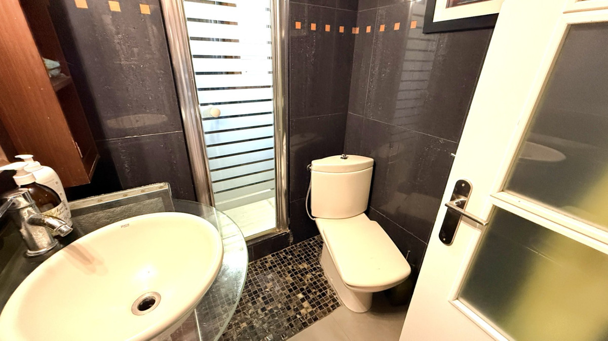 For sale - 1 Bedroom 1 Bathroom Apartment - Ground Floor Apartment in Torrevieja - Torrevieja Centro  - Alicante