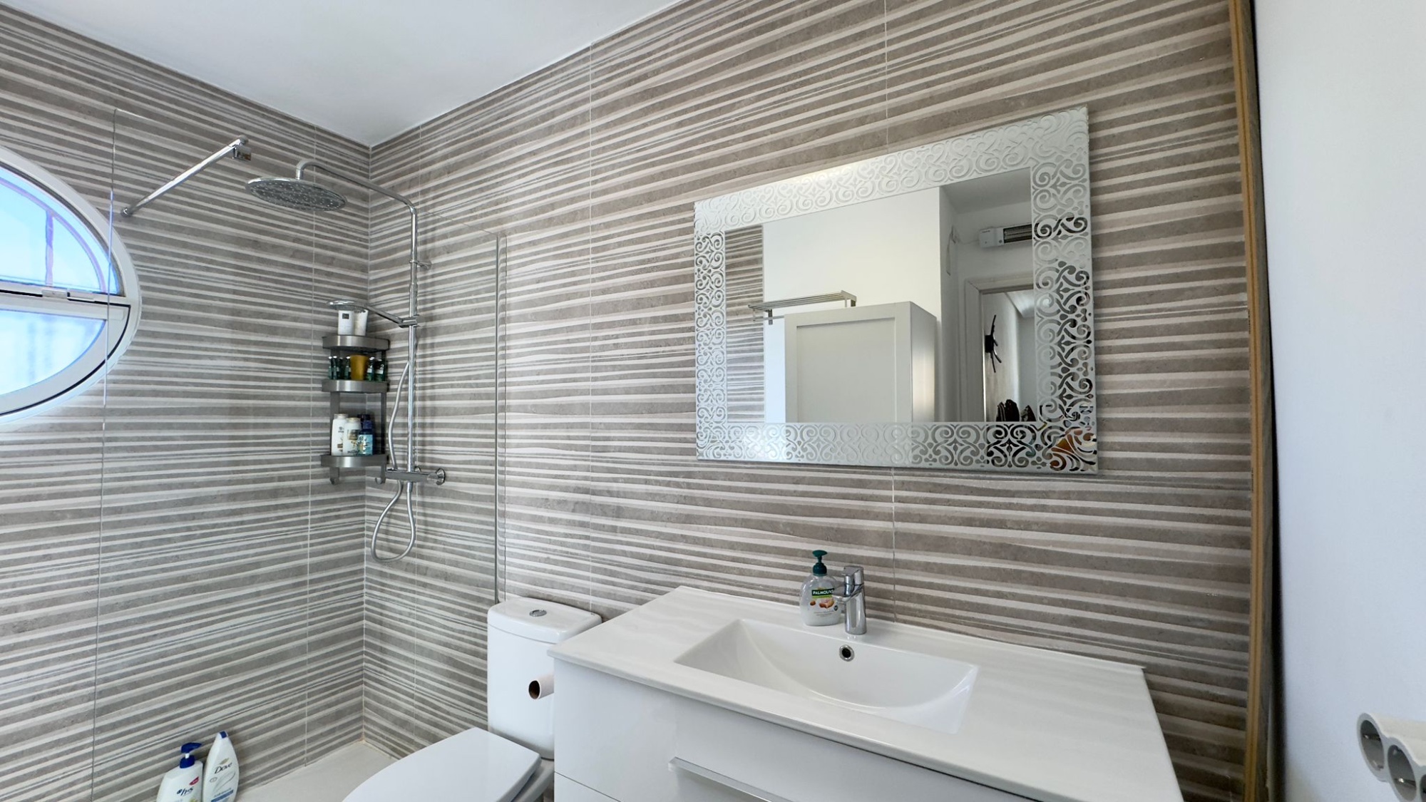 For sale - 2 Bedroom 2 Bathroom Villa in Villamartin - Costa Blanca  - Alicante