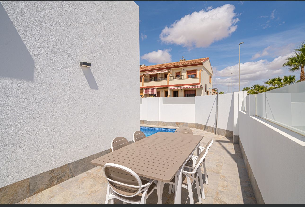 For sale - 3 Bedroom 2 Bathroom Villa in Avileses - Inland  - Murcia