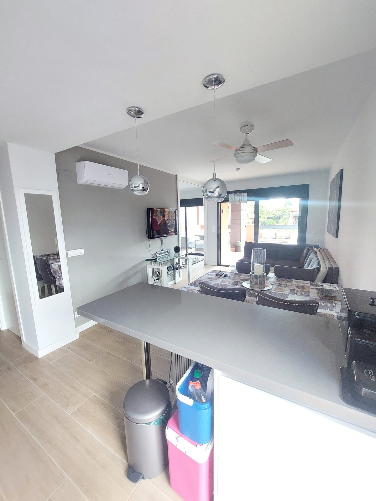 For sale - 2 Bedroom 2 Bathroom Apartment - Middle Floor Apartment in Orihuela - Orihuela Costa  - Alicante