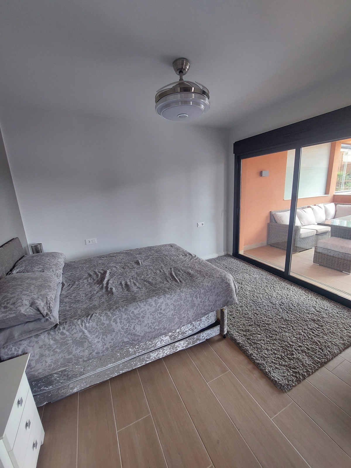 For sale - 2 Bedroom 2 Bathroom Apartment - Middle Floor Apartment in Orihuela - Orihuela Costa  - Alicante