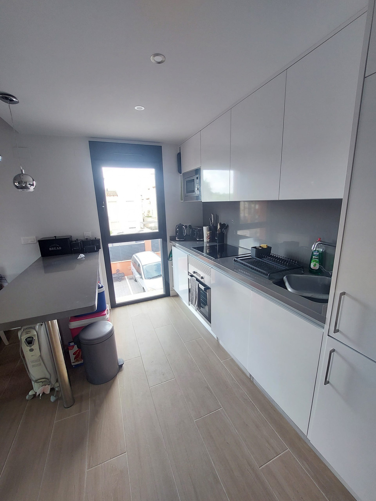 For sale - 2 Bedroom 2 Bathroom Apartment - in Villamartin - Orihuela Costa  - Alicante