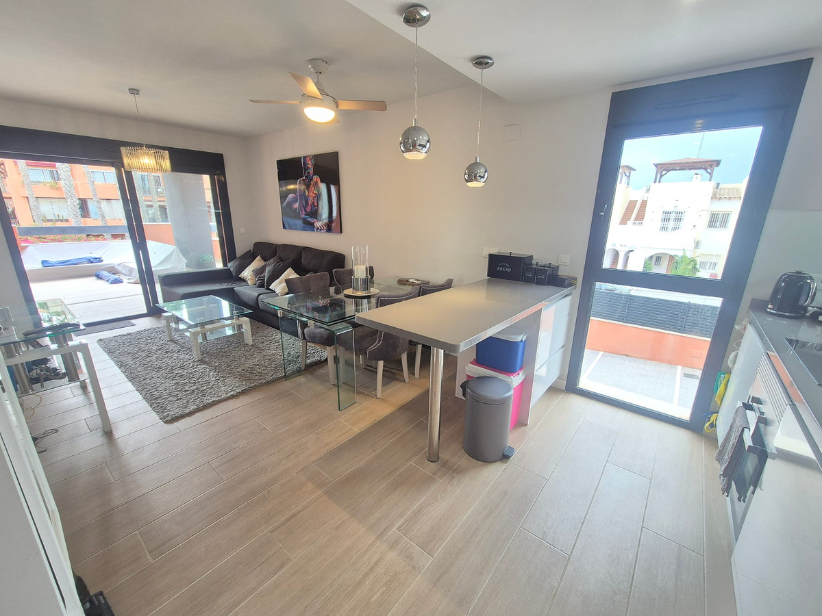 For sale - 2 Bedroom 2 Bathroom  Apartment in Villamartin - Orihuela Costa  - Alicante