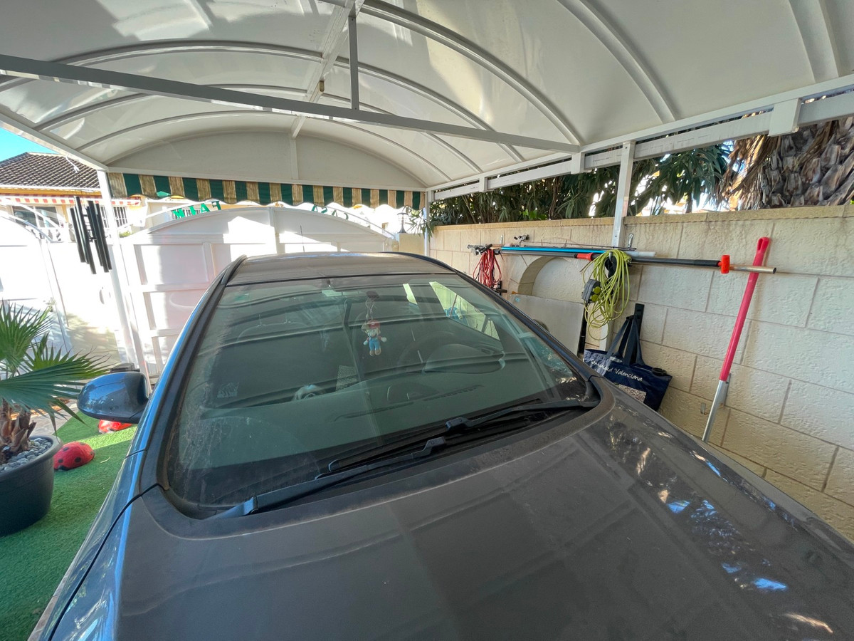 For sale - 5 Bedroom 3 Bathroom House - Detached Villa in Rojales - Benimar  - Alicante