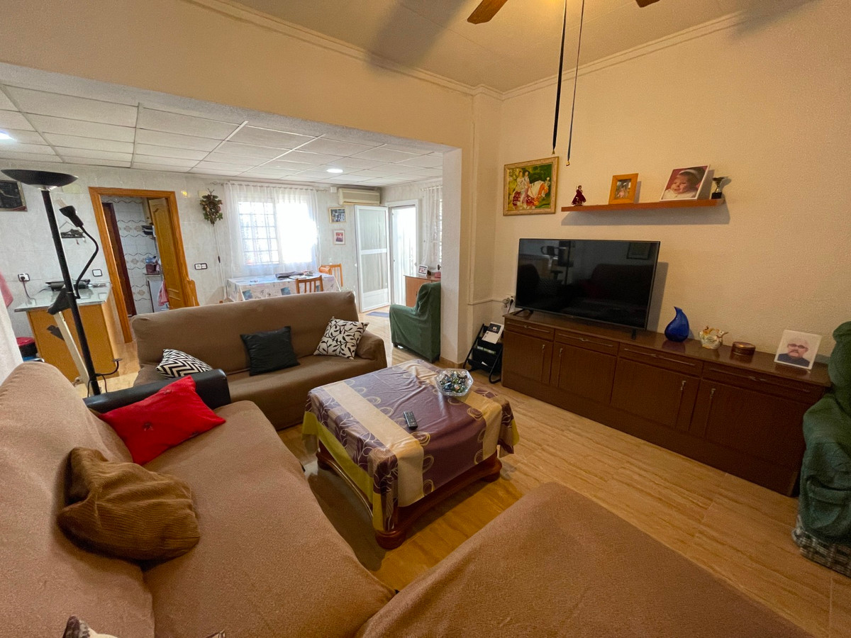 For sale - 4 Bedroom 2 Bathroom House - Townhouse in San Fulgencio - San Fulgencio Centro  - Alicante