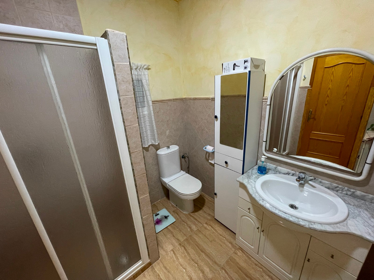 For sale - 4 Bedroom 2 Bathroom House - Townhouse in San Fulgencio - San Fulgencio Centro  - Alicante