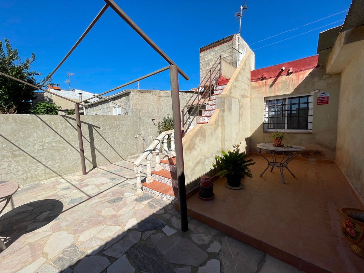 For sale - 4 Bedroom 2 Bathroom House - Townhouse in San Fulgencio - San Fulgencio Centro  - Alicante
