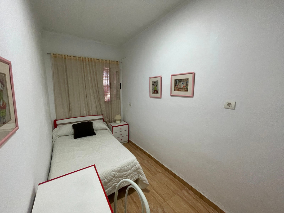 For sale - 4 Bedroom 2 Bathroom House - Townhouse in San Fulgencio - San Fulgencio Centro  - Alicante