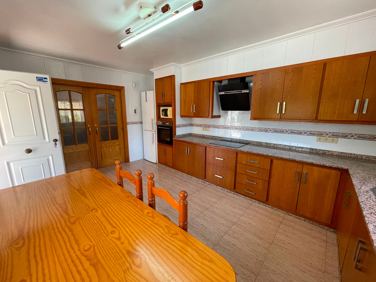 For sale - 3 Bedroom 1 Bathroom House - Detached Villa in Crevillente - Crevillent - Crevillente - Crevillent Centro  - Alicante