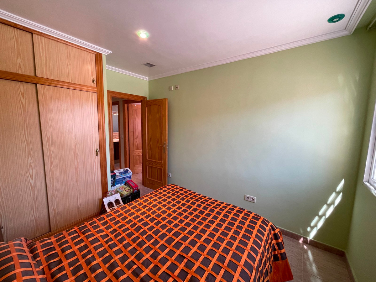 For sale - 3 Bedroom 1 Bathroom House - Detached Villa in Crevillente - Crevillent - Crevillente - Crevillent Centro  - Alicante