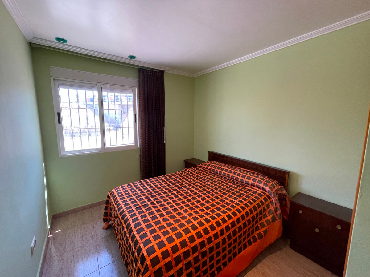 For sale - 3 Bedroom 1 Bathroom House - Detached Villa in Crevillente - Crevillent - Crevillente - Crevillent Centro  - Alicante