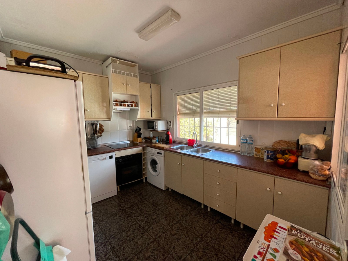 For sale - 3 Bedroom 2 Bathroom House - Detached Villa in Guardamar del Segura - Guardamar del Segura Centro  - Alicante