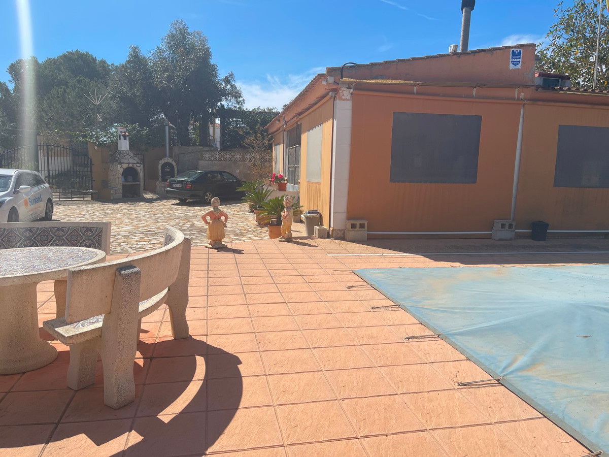 For sale - 3 Bedroom 2 Bathroom House - Detached Villa in Guardamar del Segura - Guardamar del Segura Centro  - Alicante