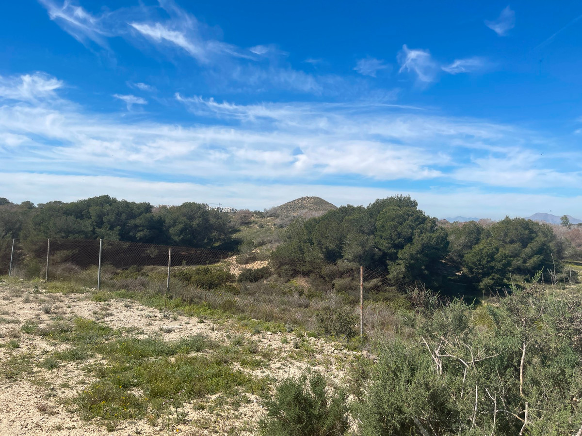 For sale - 3 Bedroom 2 Bathroom House - Detached Villa in Guardamar del Segura - Guardamar del Segura Centro  - Alicante