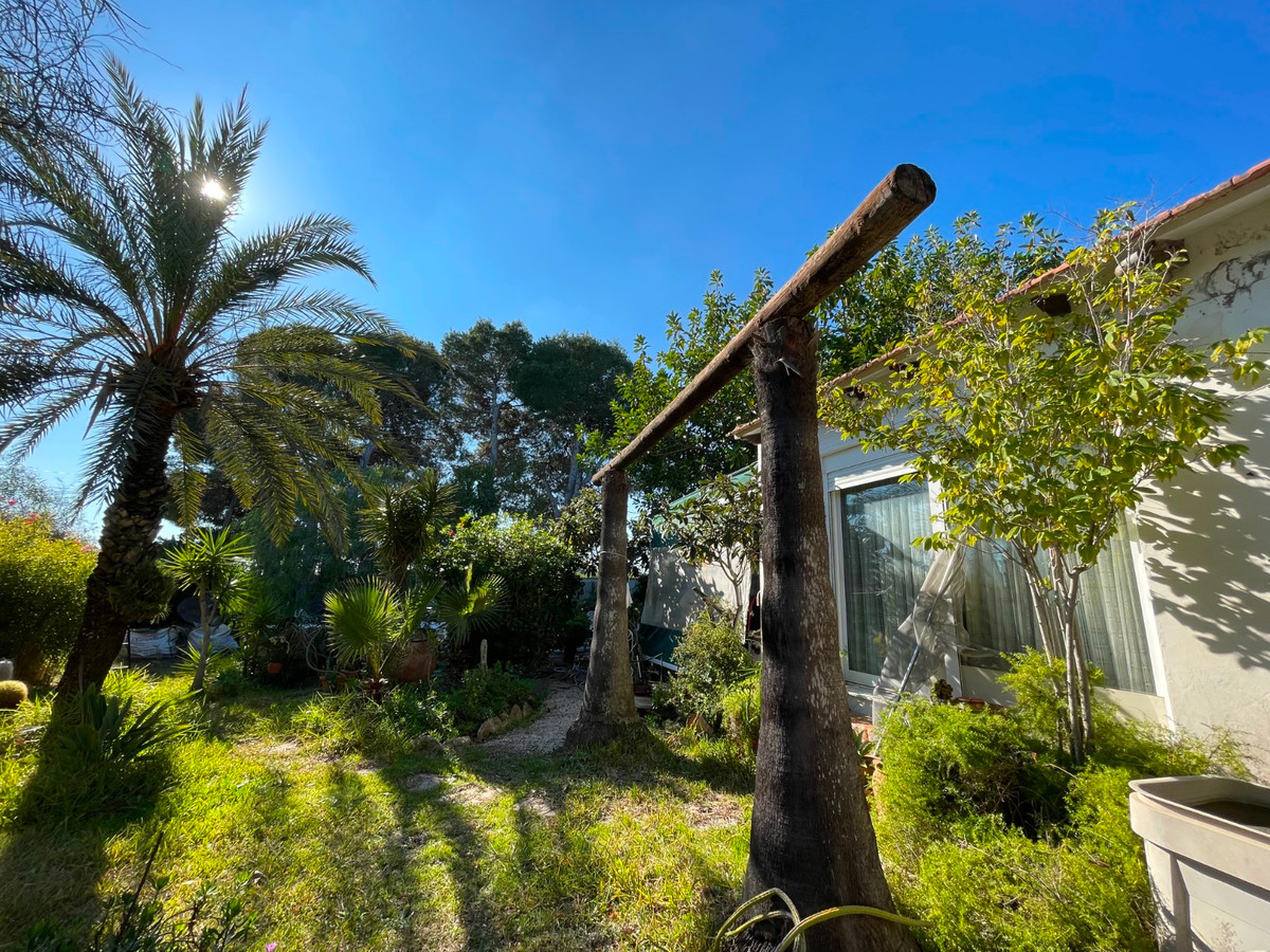 For sale - 5 Bedroom 2 Bathroom House - Detached Villa in Orihuela - Lomas de Cabo Roig  - Alicante