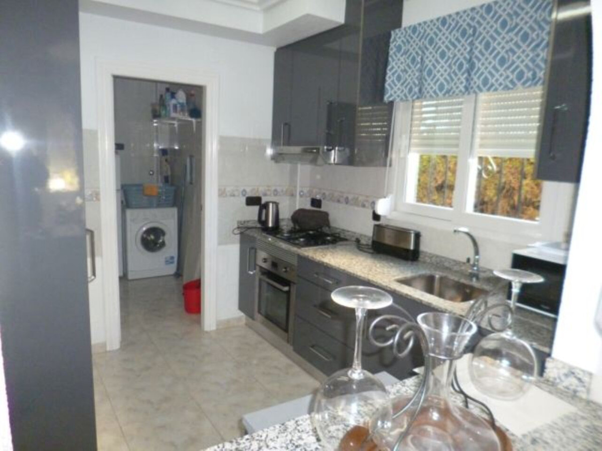 For sale - 3 Bedroom 2 Bathroom House - Detached Villa in Orihuela - Playa Flamenca  - Alicante