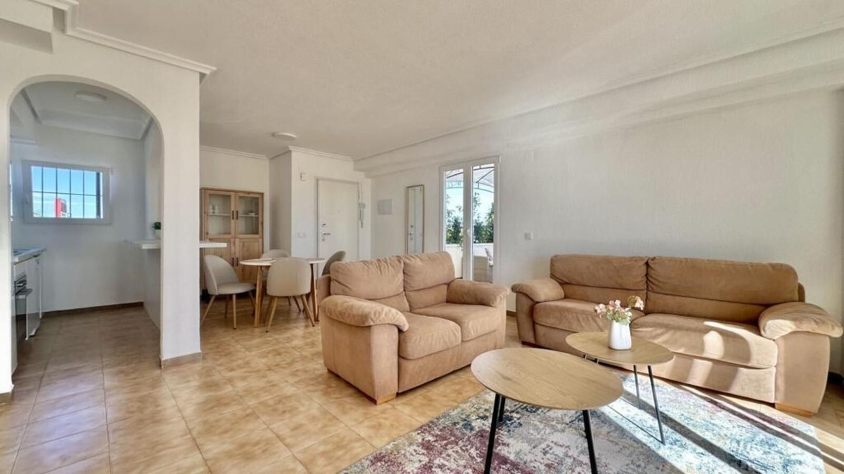 For sale - 2 Bedroom 2 Bathroom Apartment - Penthouse in Torrevieja - Torrevieja Centro  - Alicante