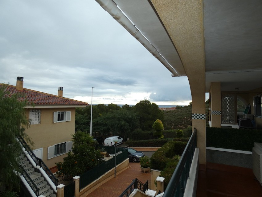 For sale - 2 Bedroom 1 Bathroom Apartment - Top Floor Apartment in Santa Pola - Gran Alacant  - Alicante