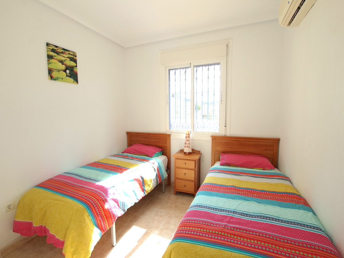 Sold - 5 Bedroom 5 Bathroom Detached Villa in Ciudad Quesada - Ciudad Quesada  - Alicante