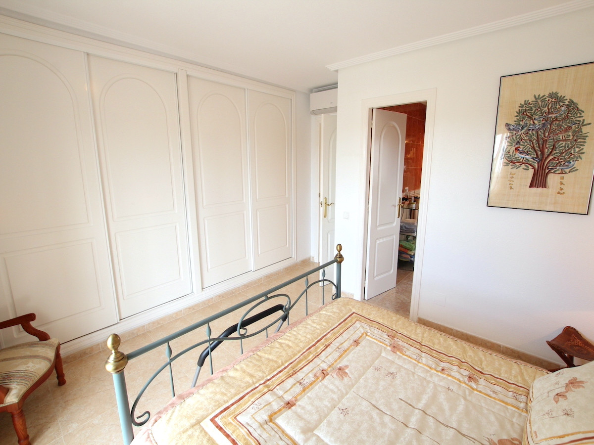 Sold - 5 Bedroom 5 Bathroom Detached Villa in Ciudad Quesada - Ciudad Quesada  - Alicante