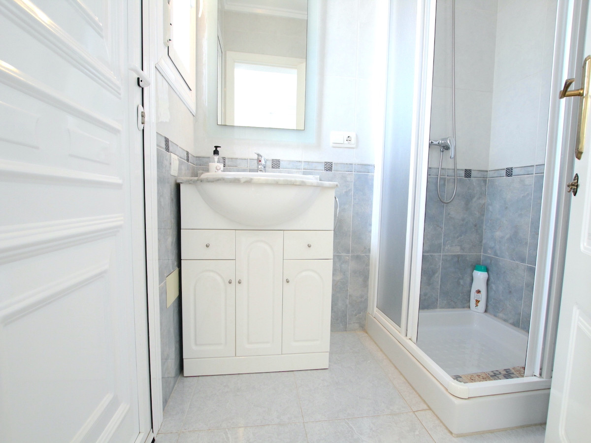 Sold - 5 Bedroom 5 Bathroom Detached Villa in Ciudad Quesada - Ciudad Quesada  - Alicante