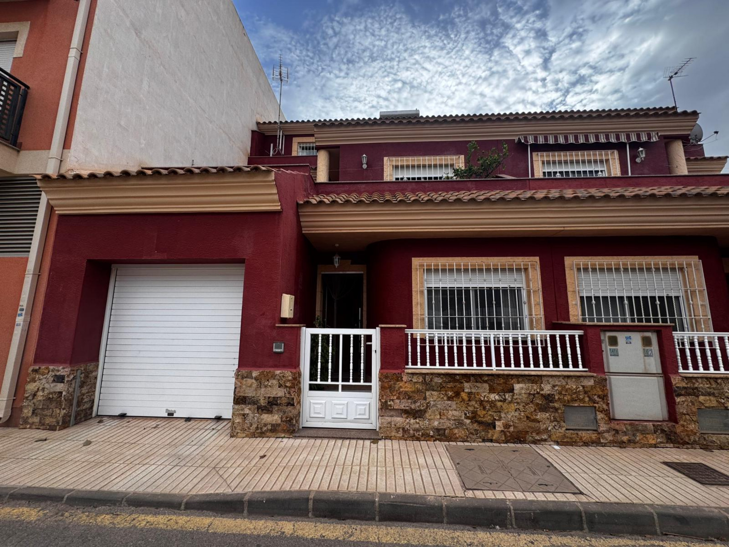 For sale - 4 Bedroom 2 Bathroom Villa in Los Alcazares - Costa Calida  - Murcia