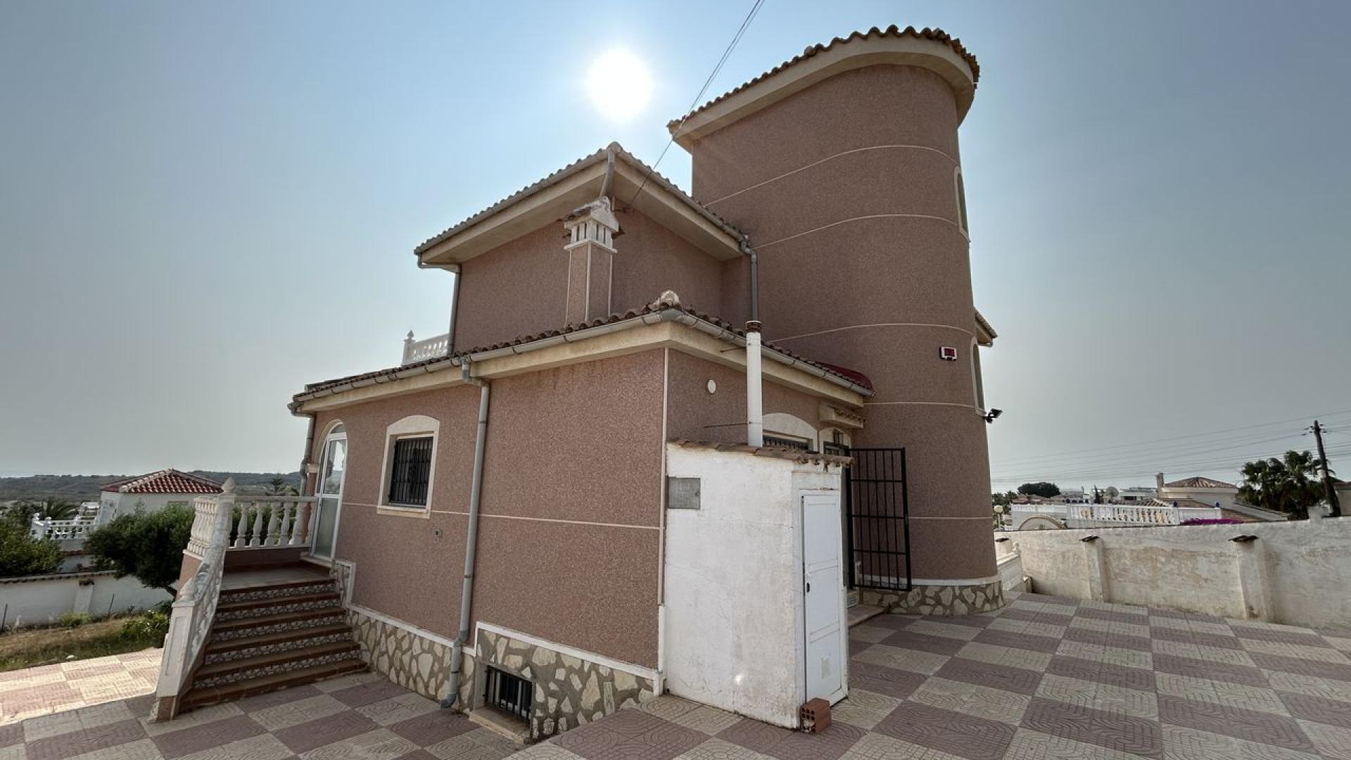 For sale - 5 Bedroom 4 Bathroom Villa in Ciudad Quesada - Costa Blanca  - Alicante