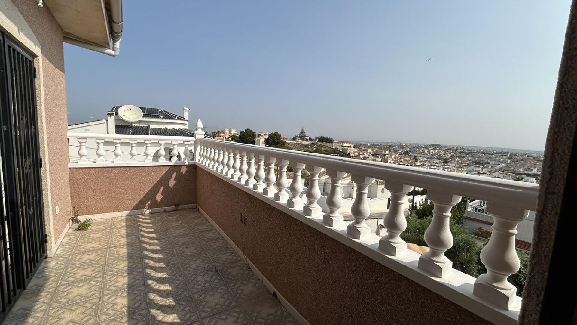 For sale - 5 Bedroom 4 Bathroom Villa in Ciudad Quesada - Costa Blanca  - Alicante